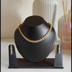 Geometric Mehndi Polish AD Necklace Set